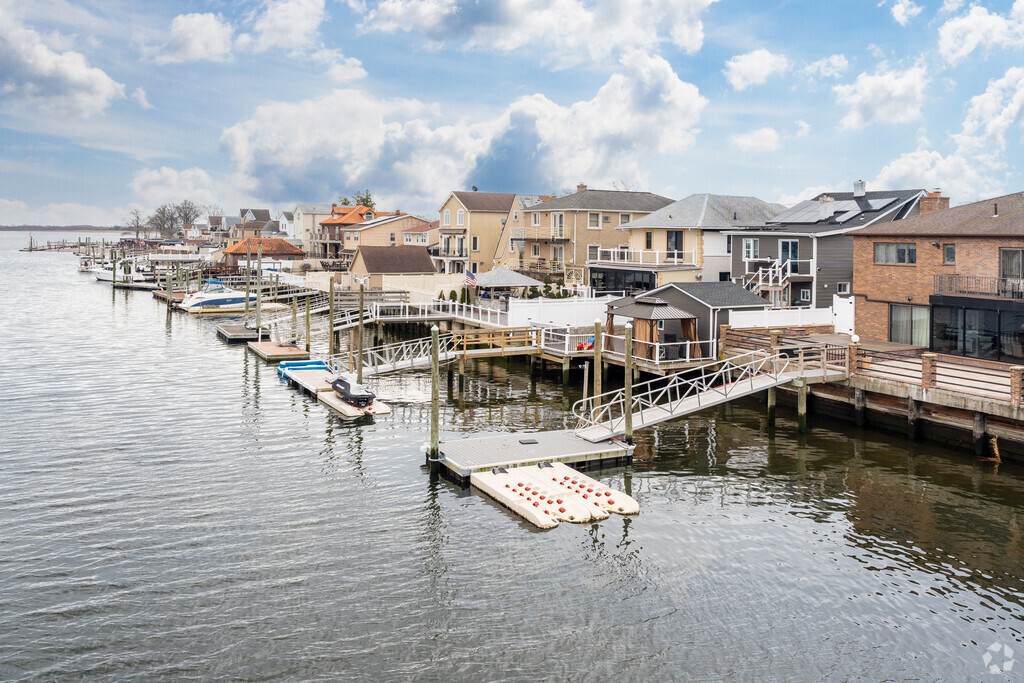 Premium Hearing Care in Howard Beach, Queens
